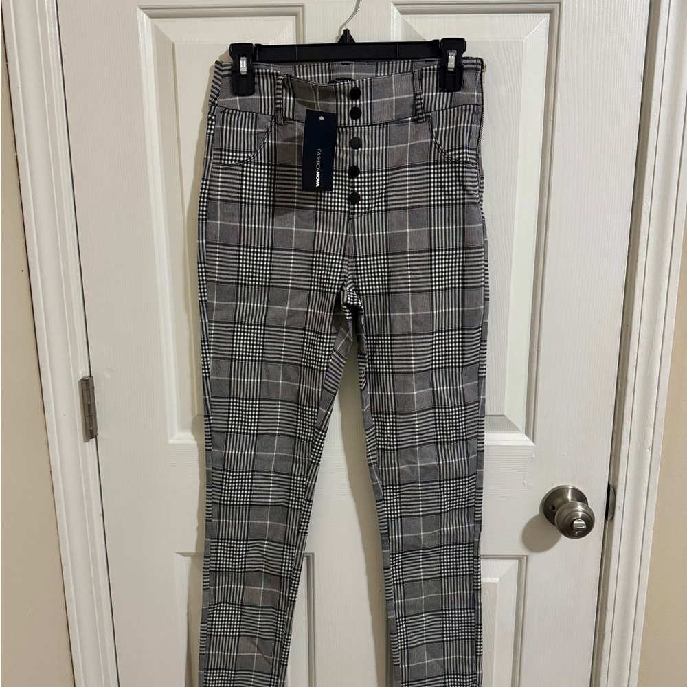 Black and White Plaid High-Waisted Pants